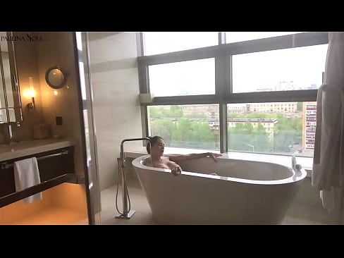 ❤️ عزیزم فوق العاده با شور و شوق بیدمشک خود را در حمام تکان می دهد ️❌ فیلم مقعد در fa.pornohdmega.ru ️❤